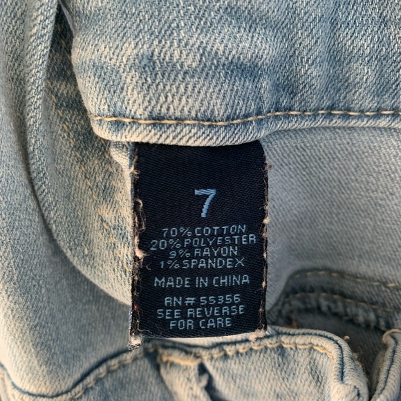 Blue Spice Overall Shorts - Picture 4 of 4